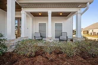271 Hemlock Dr in Fairhope, AL - Building Photo - Building Photo