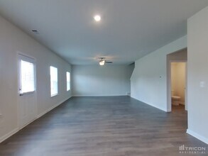 1300 Deutz Dr in Locust Grove, GA - Building Photo - Building Photo