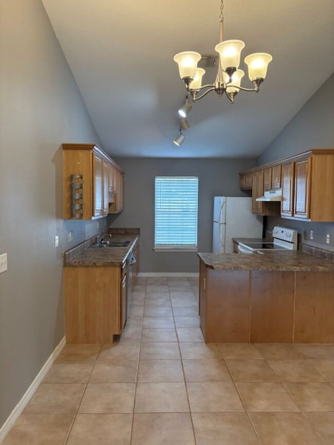 1831 Sundown Dr in Navarre, FL - Building Photo - Building Photo