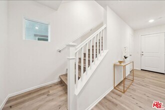 605 Daniel Freeman Cir in Inglewood, CA - Building Photo - Building Photo