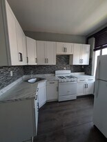 9 Saint Pauls Ave, Unit 4L in Jersey City, NJ - Building Photo
