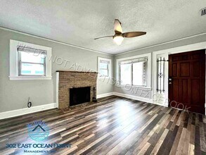 4625 Brentwood Ave in Jacksonville, FL - Building Photo - Building Photo