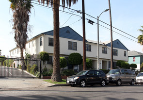 1035 Menlo Ave Apartments