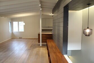 1009 Michael Rd in Manhattan, KS - Building Photo - Building Photo