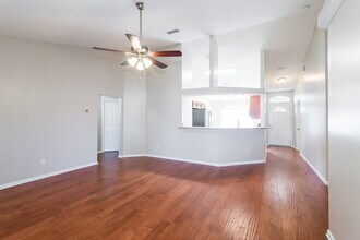 3748 Arava Dr in Green Cove Springs, FL - Building Photo - Building Photo