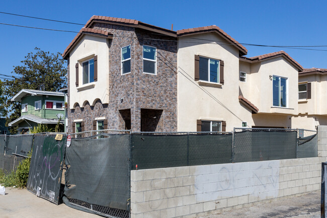 Elizabeth Villas in Cudahy, CA - Building Photo - Building Photo