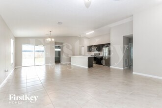 1809 SW Cycle St in Port St. Lucie, FL - Building Photo - Building Photo