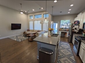 15008 Cabrillo Way in Bee Cave, TX - Building Photo - Building Photo