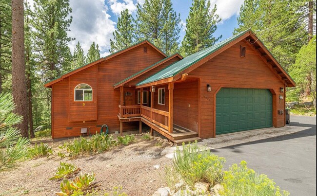 14009 Alder Creek Rd in Truckee, CA - Building Photo - Building Photo