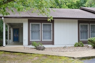 25 Tomisa Ln in Hot Springs Village, AR - Foto de edificio - Building Photo