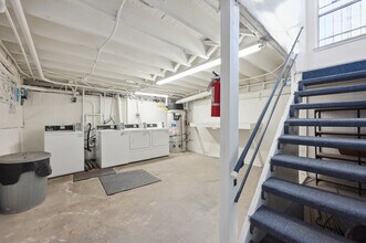 265 S Manhattan Pl in Los Angeles, CA - Building Photo - Building Photo