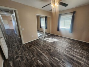 74843 Sunrise Dr in Twentynine Palms, CA - Foto de edificio - Building Photo