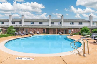 Cedar Park Townhomes- Income Restricted in Cedar Park, TX - Building Photo - Building Photo