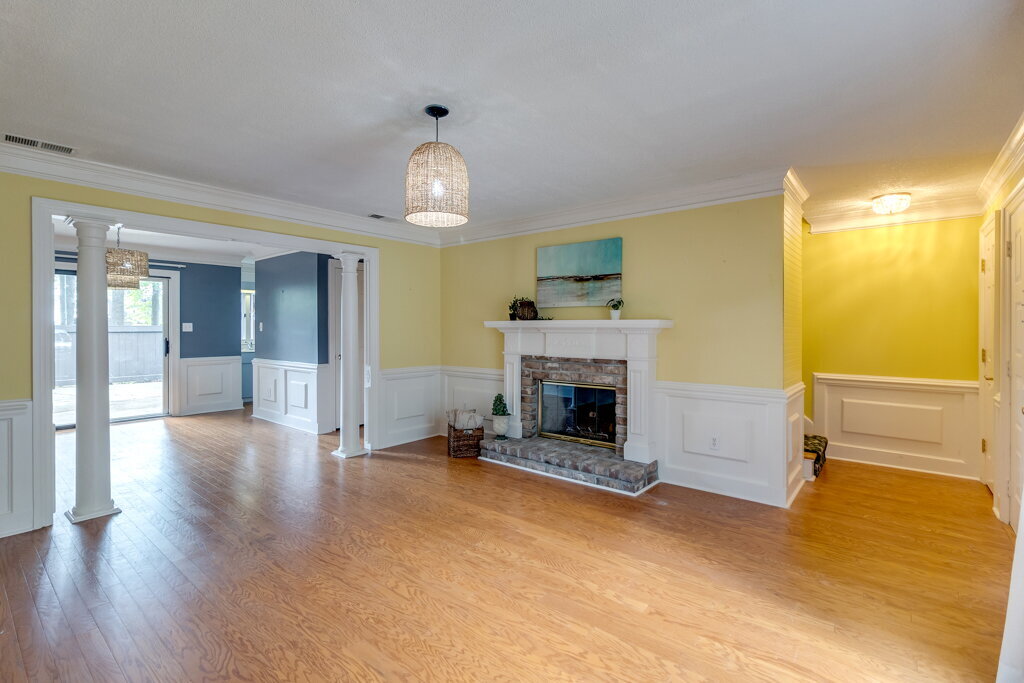 66 Brown Pelican Dr in Savannah, GA - Building Photo