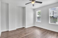 1759 Darley Ave photo'