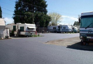 Sunset Trailer Park in Vallejo, CA - Building Photo - Building Photo