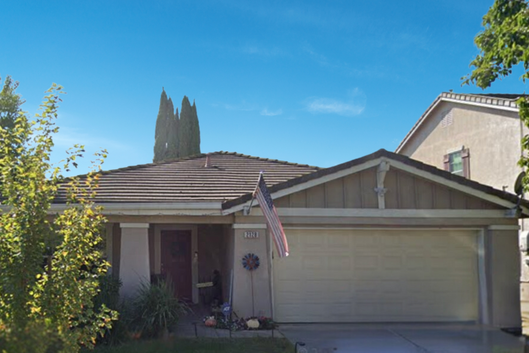 2128 Cermak Way in Elk Grove, CA - Building Photo