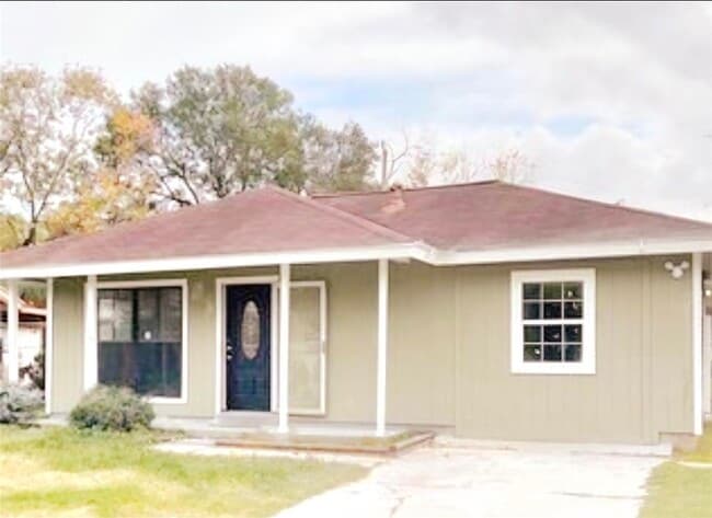 2810 Norman St in Pasadena, TX - Foto de edificio - Building Photo