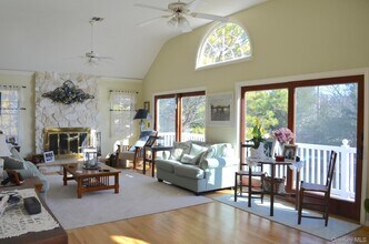 16 Grant Blvd in Hampton Bays, NY - Building Photo - Building Photo