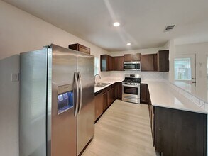 18726 Faustina Way in Roman Forest, TX - Building Photo - Building Photo