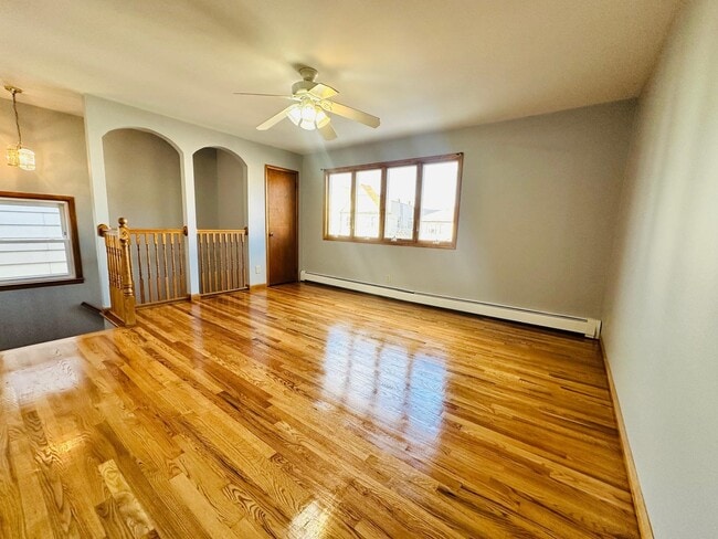 126 W 25th St in Bayonne, NJ - Building Photo - Building Photo