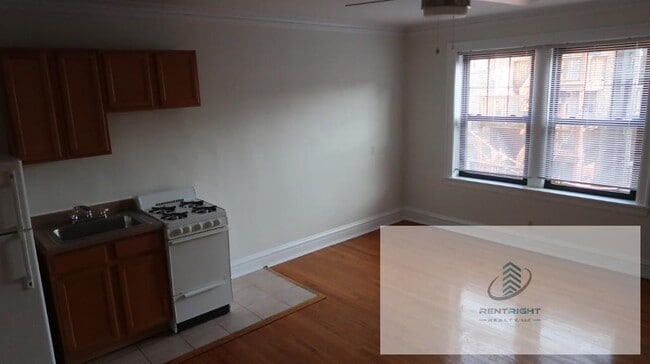 1712 W Albion Ave in Chicago, IL - Foto de edificio - Building Photo