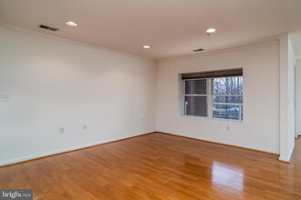 12251 Roundwood Rd in Lutherville Timonium, MD - Building Photo - Building Photo