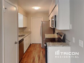 421 Iris Rd in Casselberry, FL - Building Photo - Building Photo