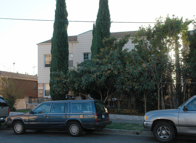 329 N Mariposa Ave in Los Angeles, CA - Building Photo - Building Photo