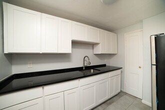 Colby Court Apartments in New Haven, CT - Foto de edificio - Building Photo