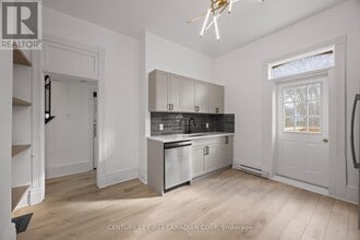 353 Central Ave in London, ON - Building Photo - Building Photo