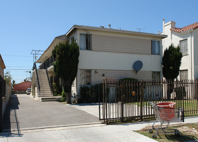 511 N Serrano Ave in Los Angeles, CA - Building Photo - Building Photo