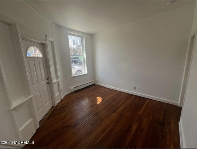 24 Bay Ave in Highlands, NJ - Building Photo - Building Photo