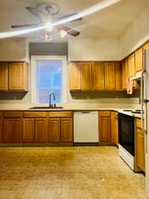 24 Mortson St in Hartford, CT - Building Photo - Building Photo