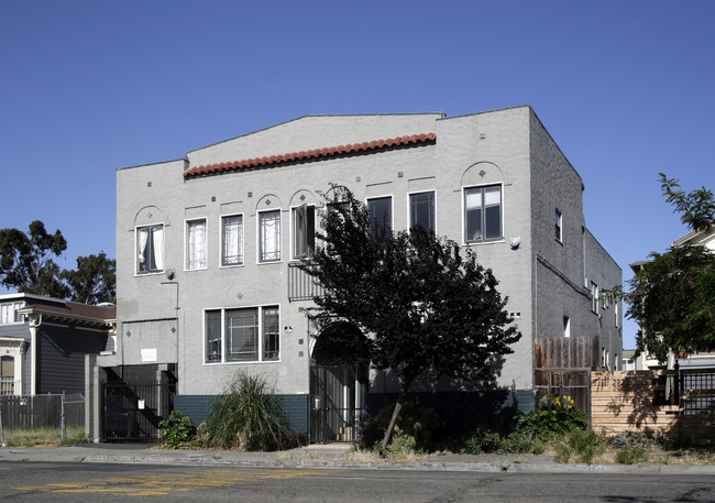 2915 Martin Luther King Way in Oakland, CA - Building Photo - Building Photo