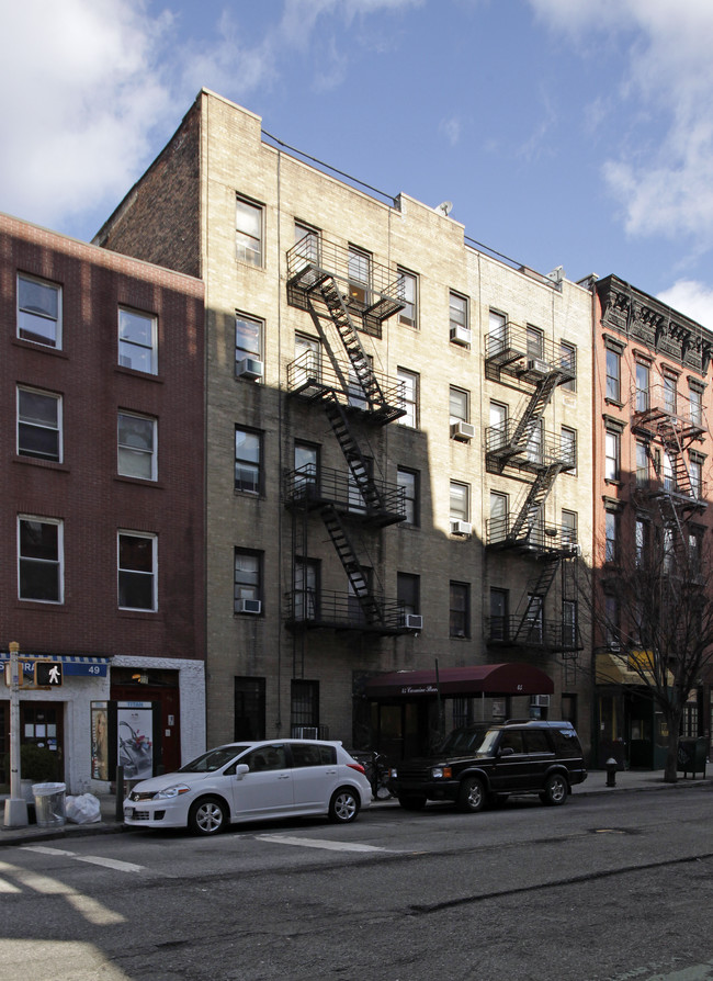 45 Carmine St in New York, NY - Foto de edificio - Building Photo