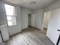 981 Carver St photo'
