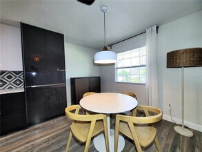 6522 Hidden Beach Cir in Orlando, FL - Building Photo - Building Photo