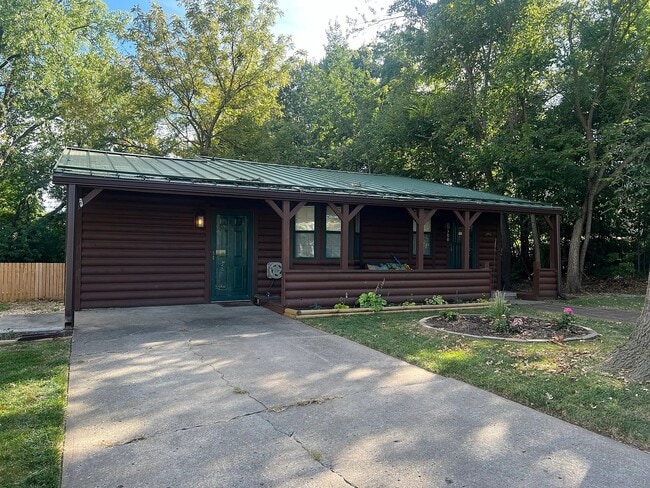 property at 500 Hancock Ave
