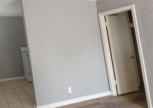 1017 Elm Ave in Yukon, OK - Building Photo - Building Photo