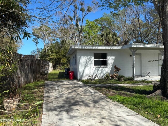 93 Ford St in Ormond Beach, FL - Building Photo - Building Photo