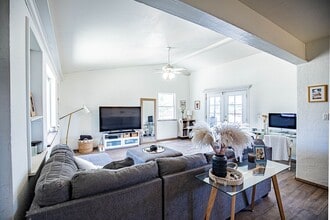 Spacious 3 Bedroom home with Solar Panels in Alamogordo, NM - Building Photo - Building Photo