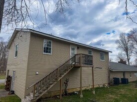 1026 Mission Acres Rd in Pleasant View, TN - Building Photo