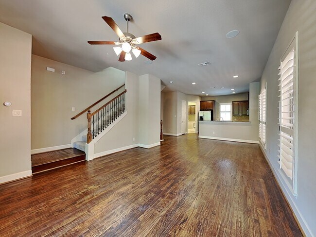 2222 Marilla St in Dallas, TX - Foto de edificio - Building Photo