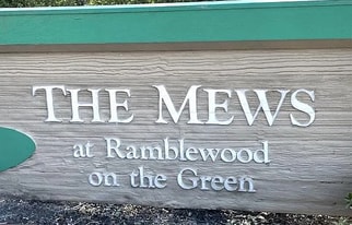 405A Cypress Point Cir in Mount Laurel, NJ - Building Photo