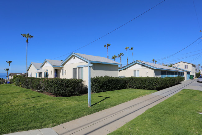 930-936 S Pacific St in Oceanside, CA - Building Photo - Building Photo