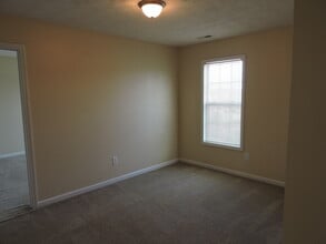 2654 Green Heron Dr in Fayetteville, NC - Building Photo - Building Photo