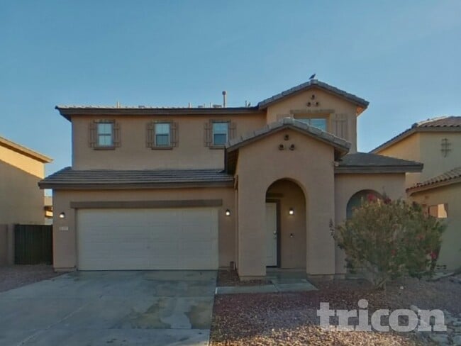 8717 W Hammond Ln in Tolleson, AZ - Foto de edificio - Building Photo