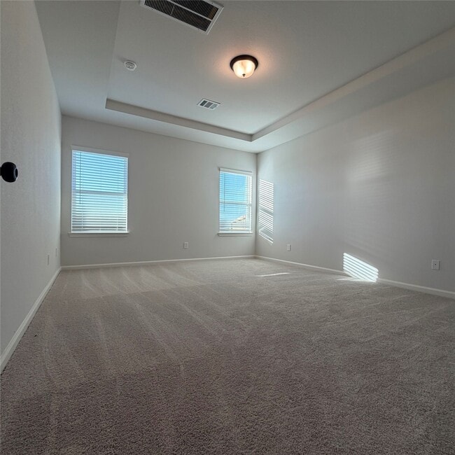 property at 3418 Lago Norence Dr