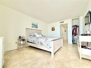 3047 S Atlantic Ave in Daytona Beach Shores, FL - Building Photo - Building Photo